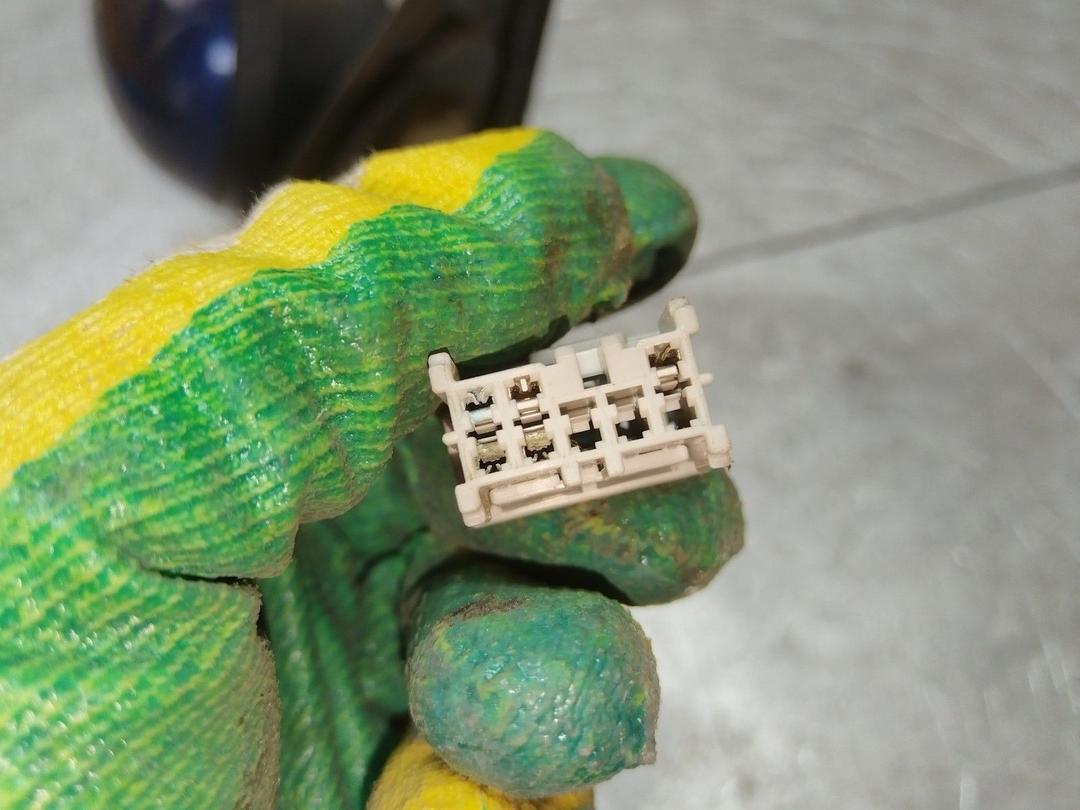 Зеркало наружное правое 31D09D Rover 45 купить в магазине запчастей бу