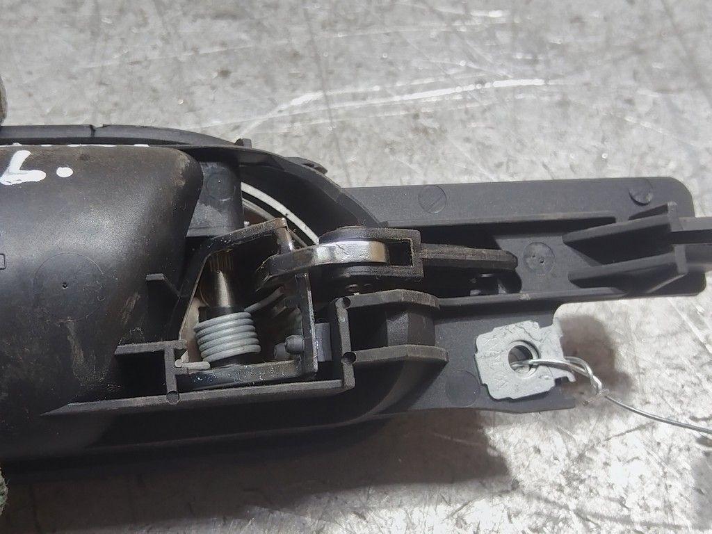 Ручка внутренняя задняя левая QZL46G Volkswagen Jetta - Фото 4