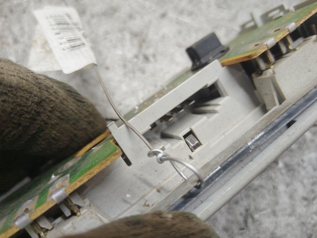 Фонарь салона (плафон) LXF7HR Seat Alhambra купить в магазине запчастей бу