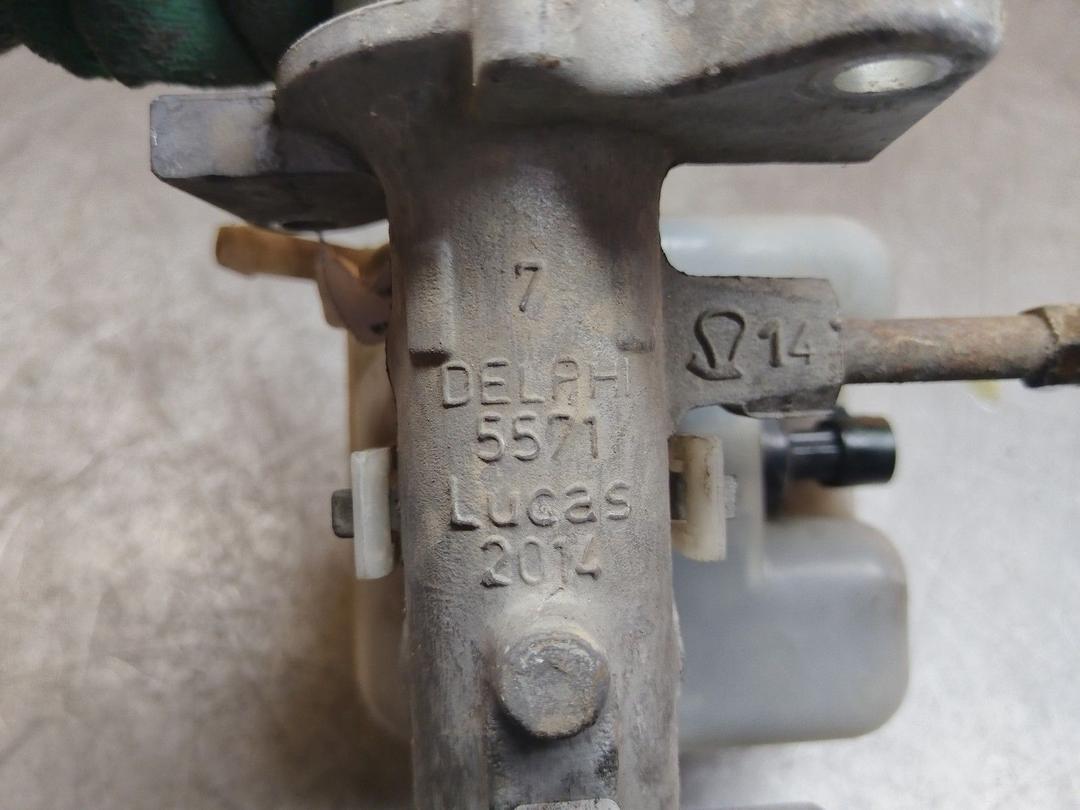 Цилиндр тормозной главный DIL8CZ Opel Astra купить в магазине запчастей бу