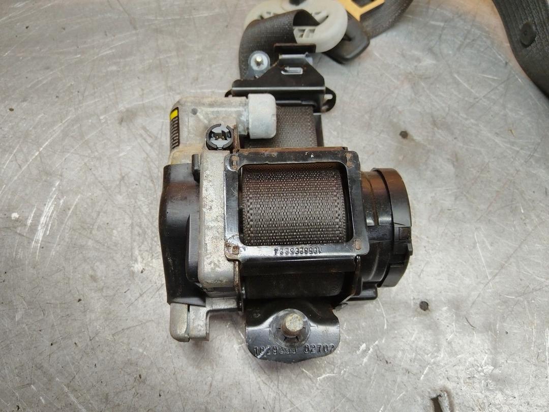 Ремень безопасности передний правый RR4SD5 Ford Fusion купить