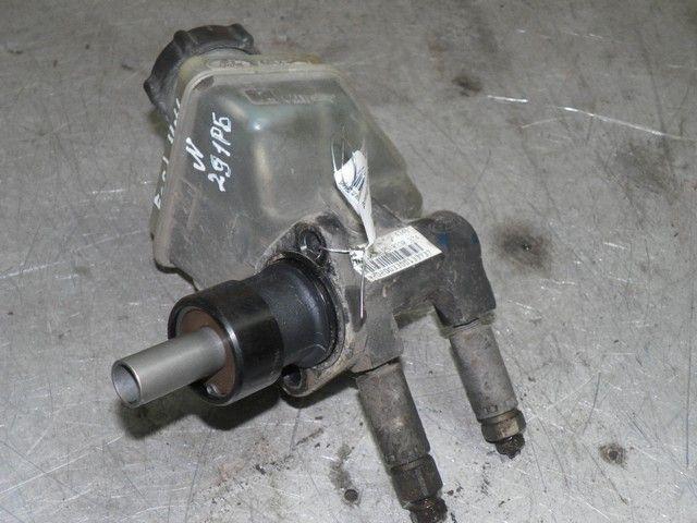 Цилиндр тормозной главный SK3SDH Ford Mondeo купить на авторазборке