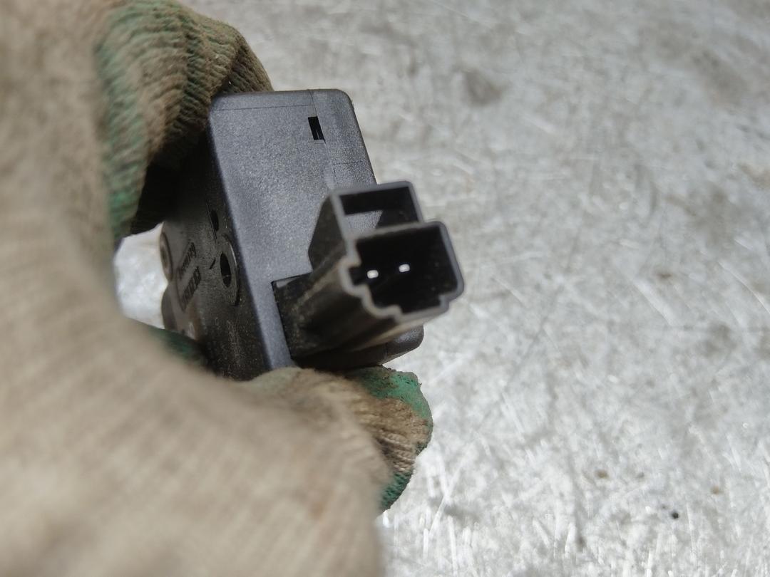 Активатор замка багажника CU6O25 Opel Astra купить на авторазборке