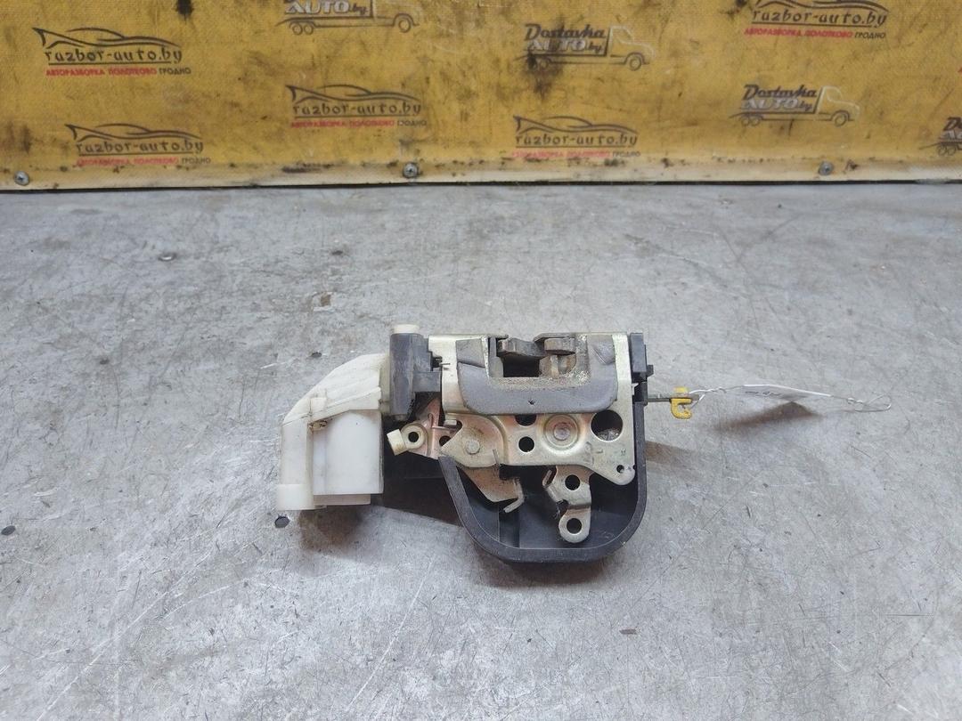 Замок двери задней левой D01VYK Alfa Romeo 147 - Фото 2