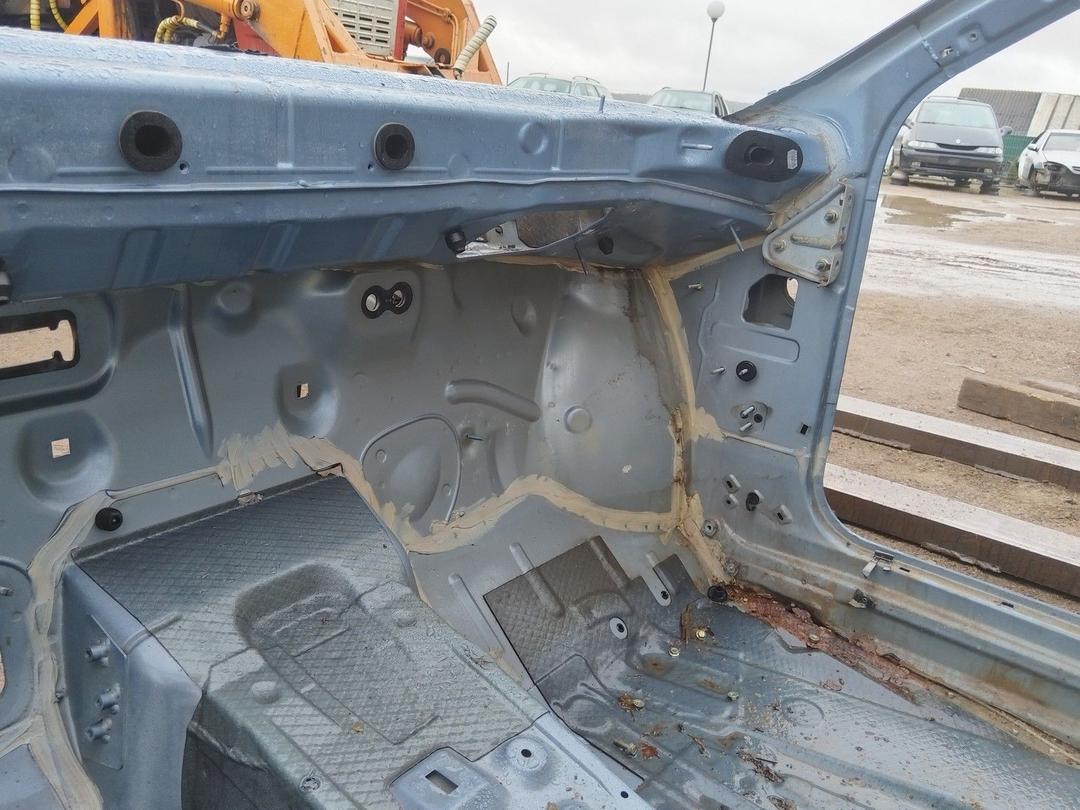 Лонжерон правый 37WQZR Peugeot 607 купить на авторазборке