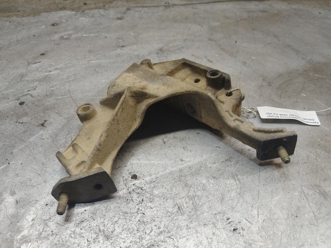 Кронштейн двигателя EC0Q7U Citroen Jumper купить в магазине запчастей бу