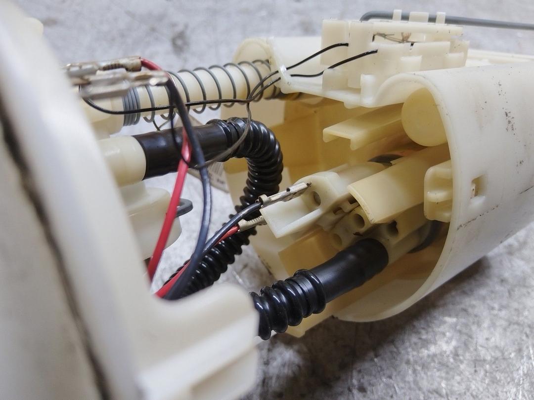 Колба в бак 72BHSJ Citroen Xsara Picasso купить в магазине запчастей бу