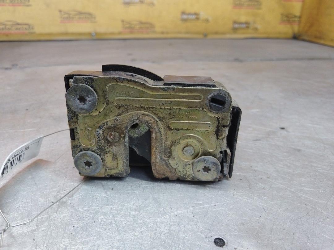 Замок двери задней левой O5B7TK Renault Scenic