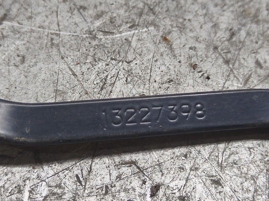 Щеткодержатель (поводок стеклоочистителя, дворник) U2G61Q Opel Insignia - Фото 5