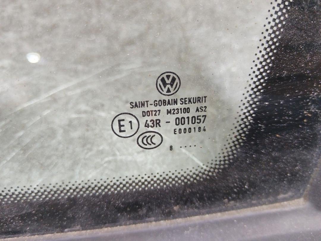 Стекло кузовное боковое правое 4C93FF Volkswagen Polo купить с доставкой