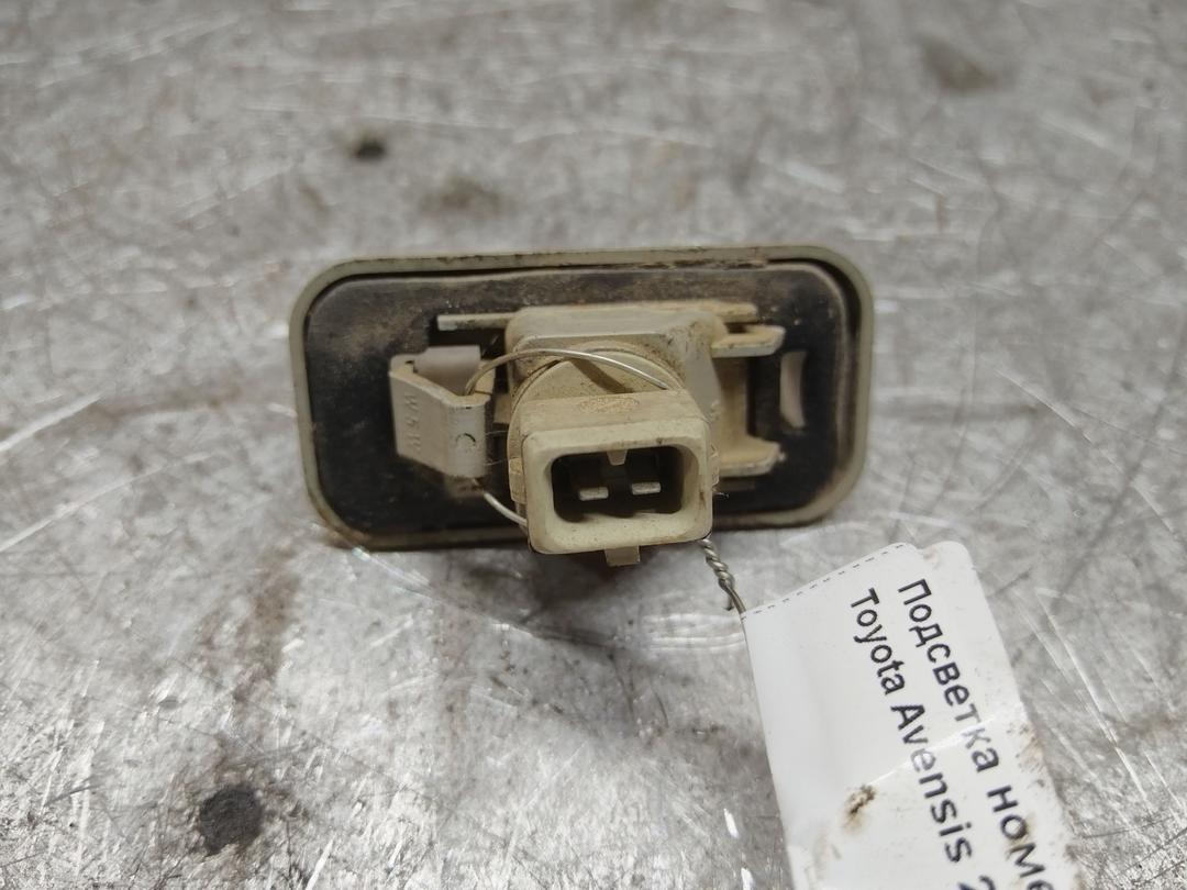 Подсветка номера TLG43Y Toyota Avensis купить с доставкой