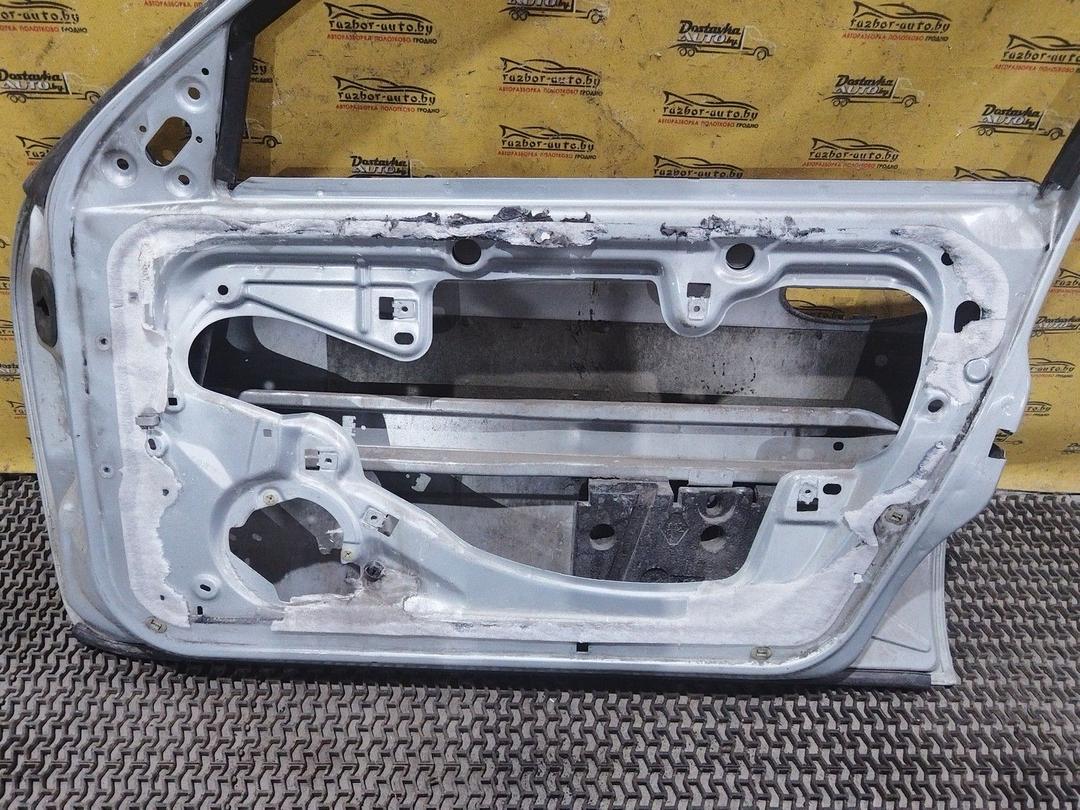 Дверь передняя правая US5M3G Renault Laguna undefined