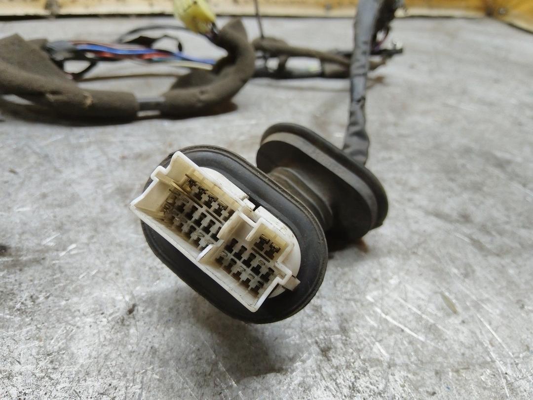 Проводка двери передней правой JUDE00 Daewoo Leganza купить