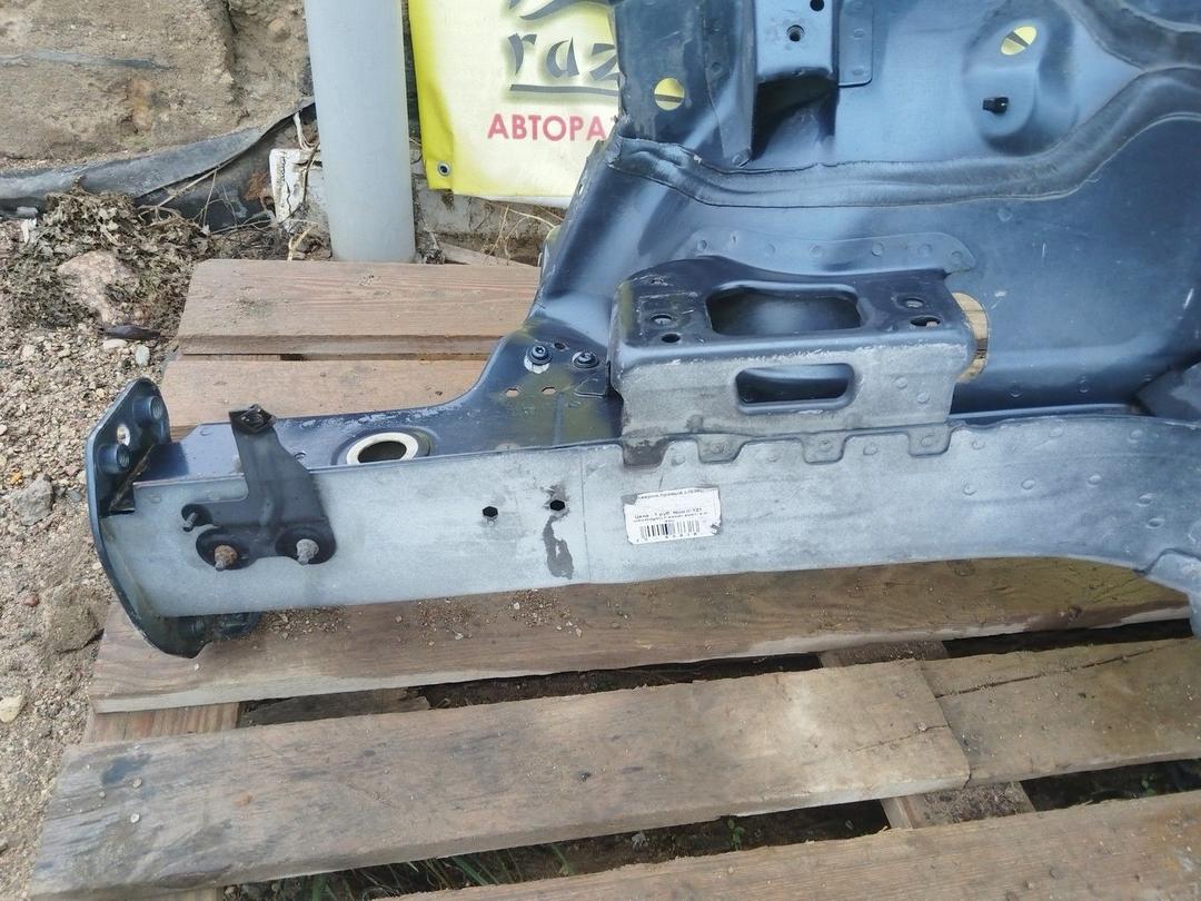 Лонжерон правый RB8AH5 Volkswagen Passat undefined