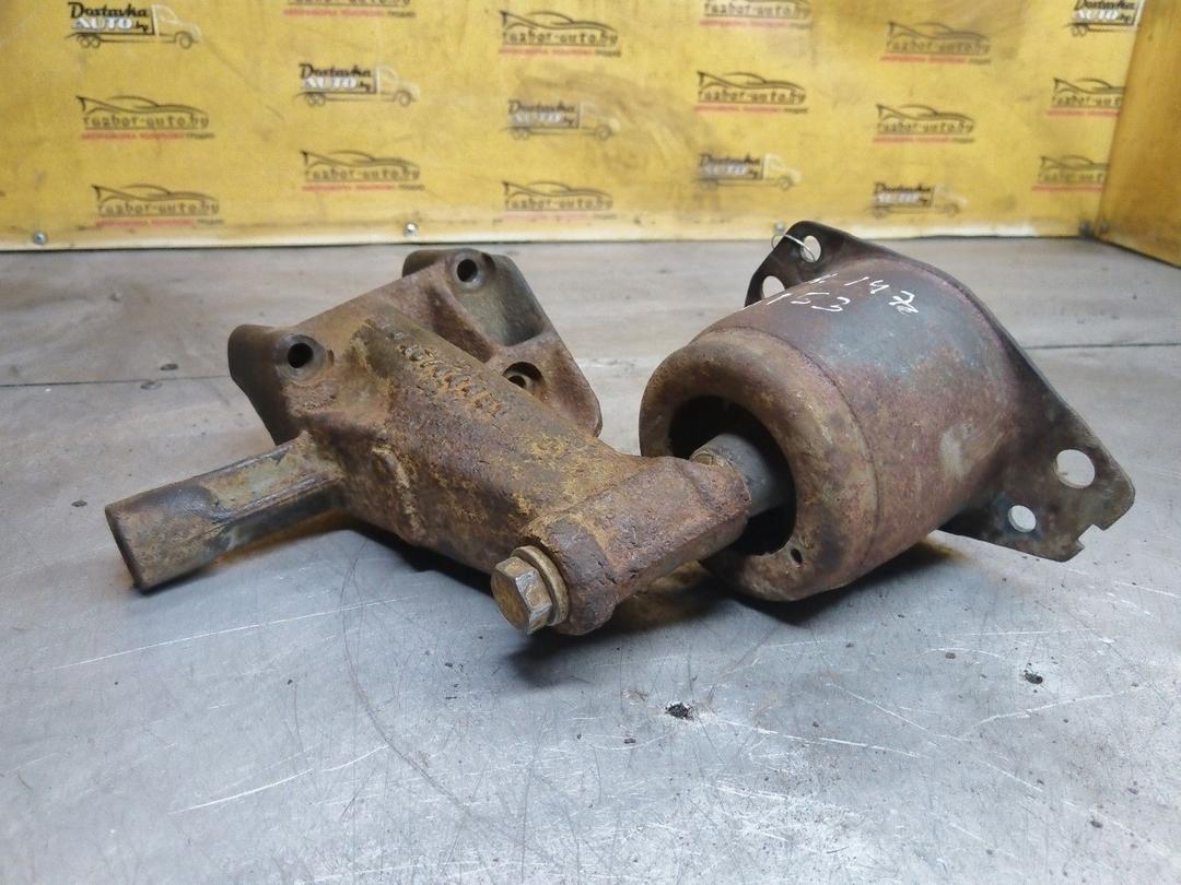 Подушка крепления двигателя AKJSZV Alfa Romeo 147 купить в магазине запчастей бу