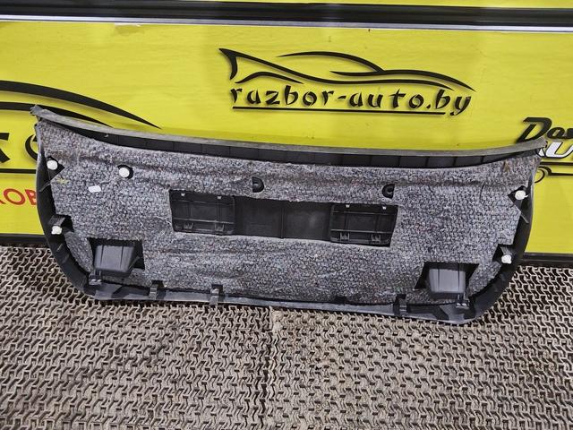 Обшивка крышки багажника FCU5AL Toyota Corolla купить