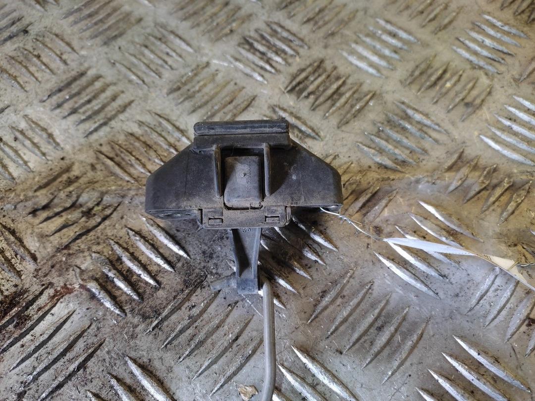 Замок багажника 77UM3F Renault 19 купить