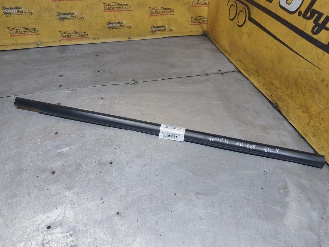 Молдинг стекла двери задней правой наружный DD3A3I Honda HR-V