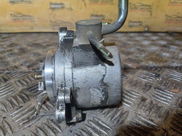 Насос вакуумный L1NCOB Mazda Premacy купить в магазине запчастей бу