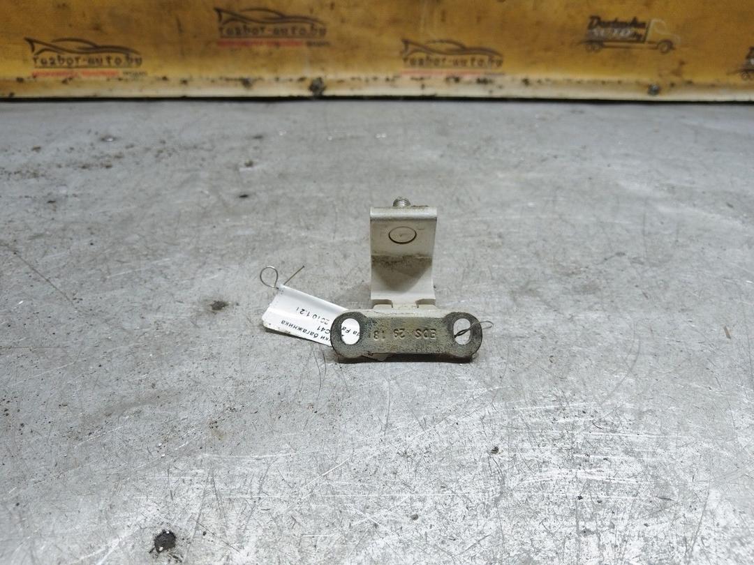 Петля крышки багажника 27BC41 Skoda Fabia купить