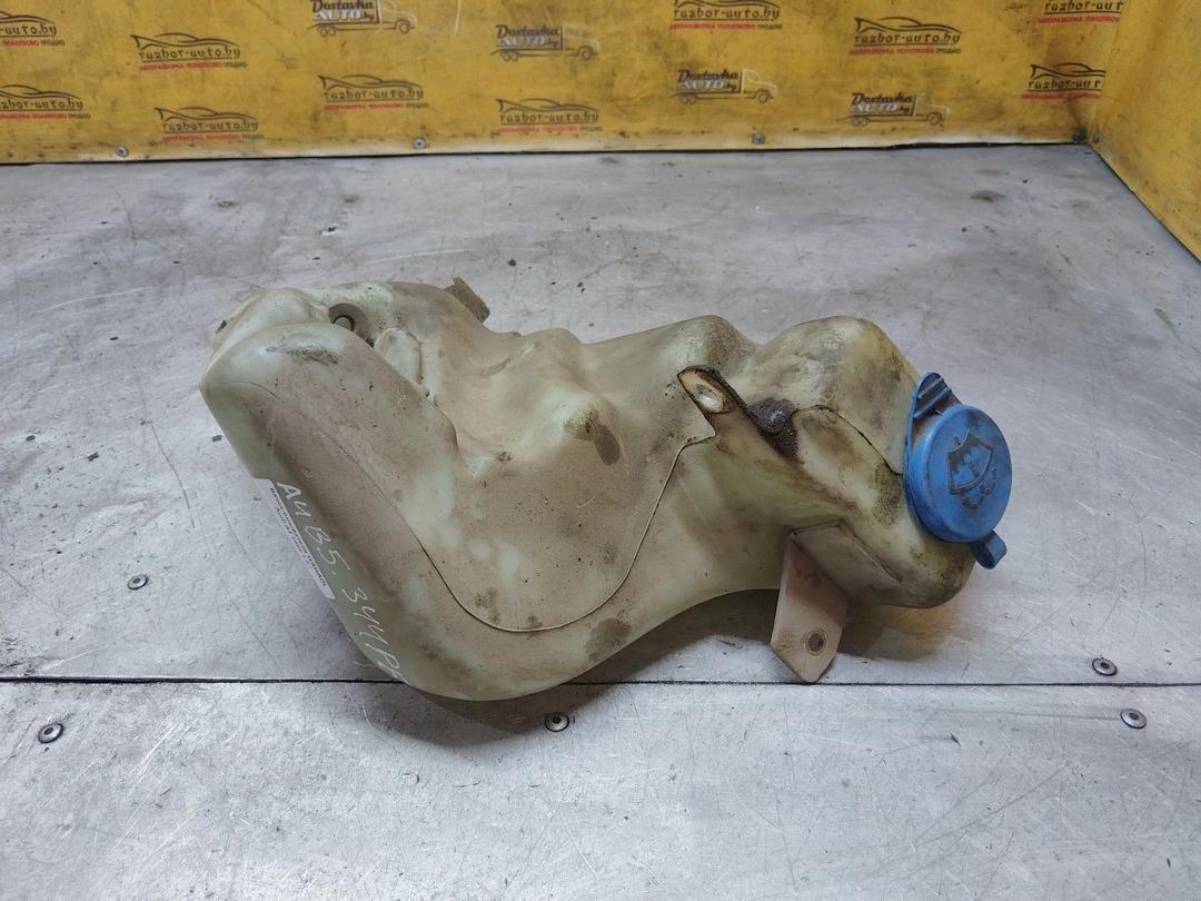 Бачок омывателя Y9Y7LG Audi A4 - Фото 2