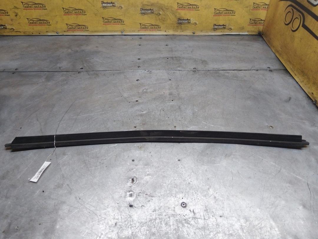 Молдинг стекла двери задней правой наружный 10U654 Citroen Xsara Picasso купить