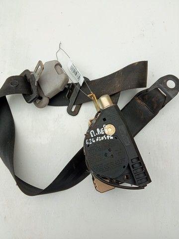 Ремень безопасности передний левый 83CXAG Mazda 626