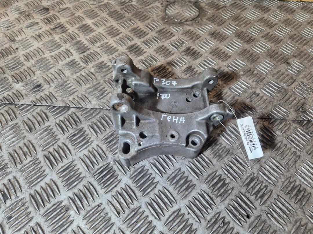 Кронштейн генератора 13WTVV Peugeot 307 - Фото 2