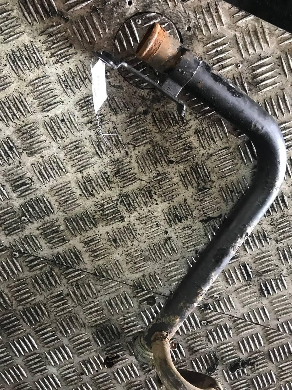 Трубка охлаждающей жидкости металлическая P7X7U9 Chrysler Voyager - Фото 1