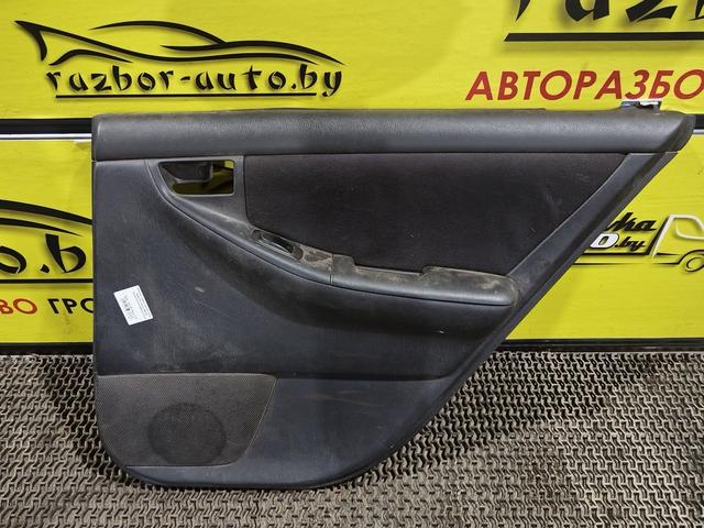 Обшивка двери задней правой (дверная карта) I56VG7 Toyota Corolla