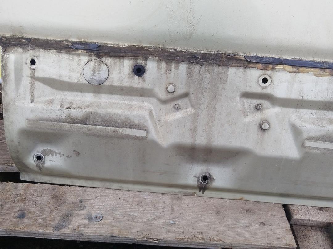 Дверь передняя правая C8F3WY Subaru Forester купить