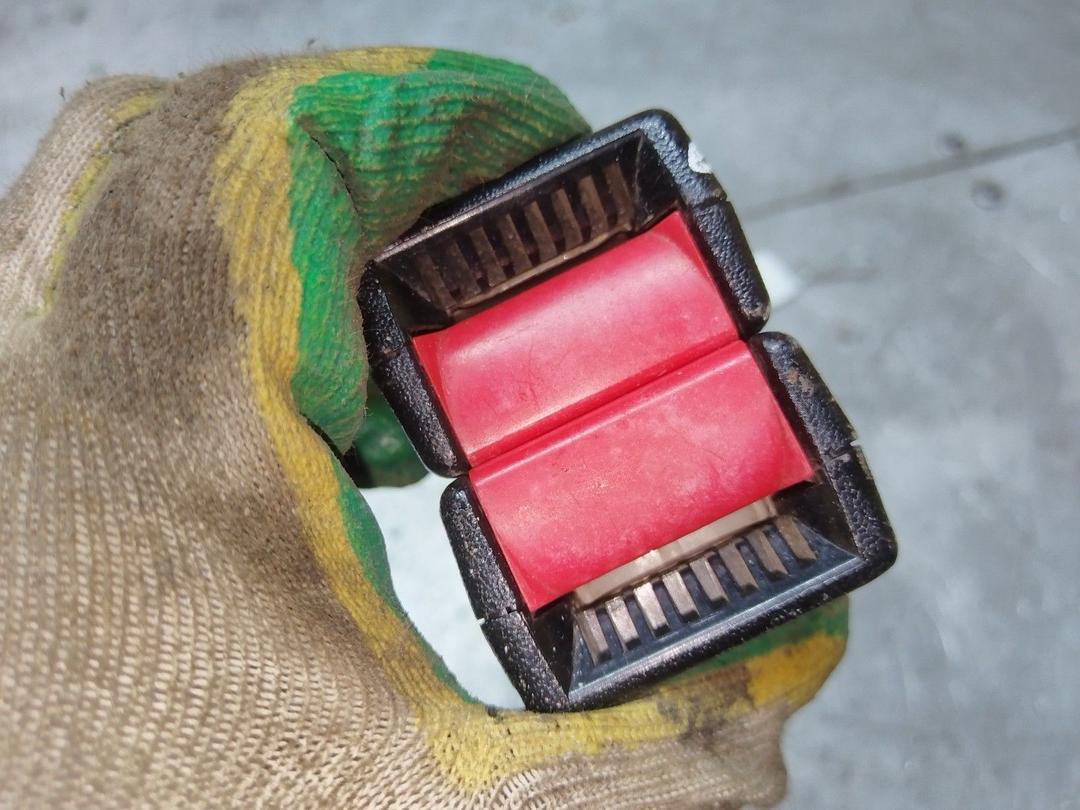 Замок ремня безопасности BLOWLA Opel Astra купить