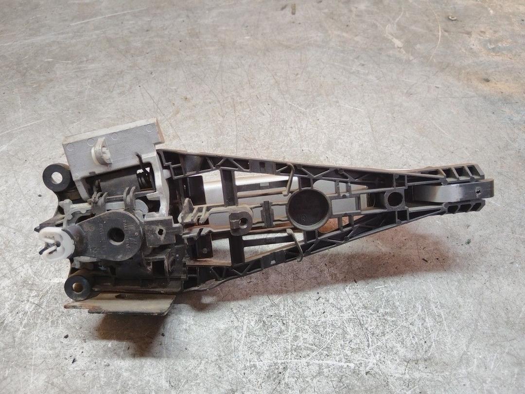 Ручка наружная передняя левая CDHGZP Opel Insignia купить