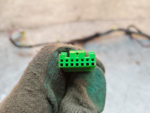 Проводка двери передней левой ME89FK Volvo S40 купить с доставкой