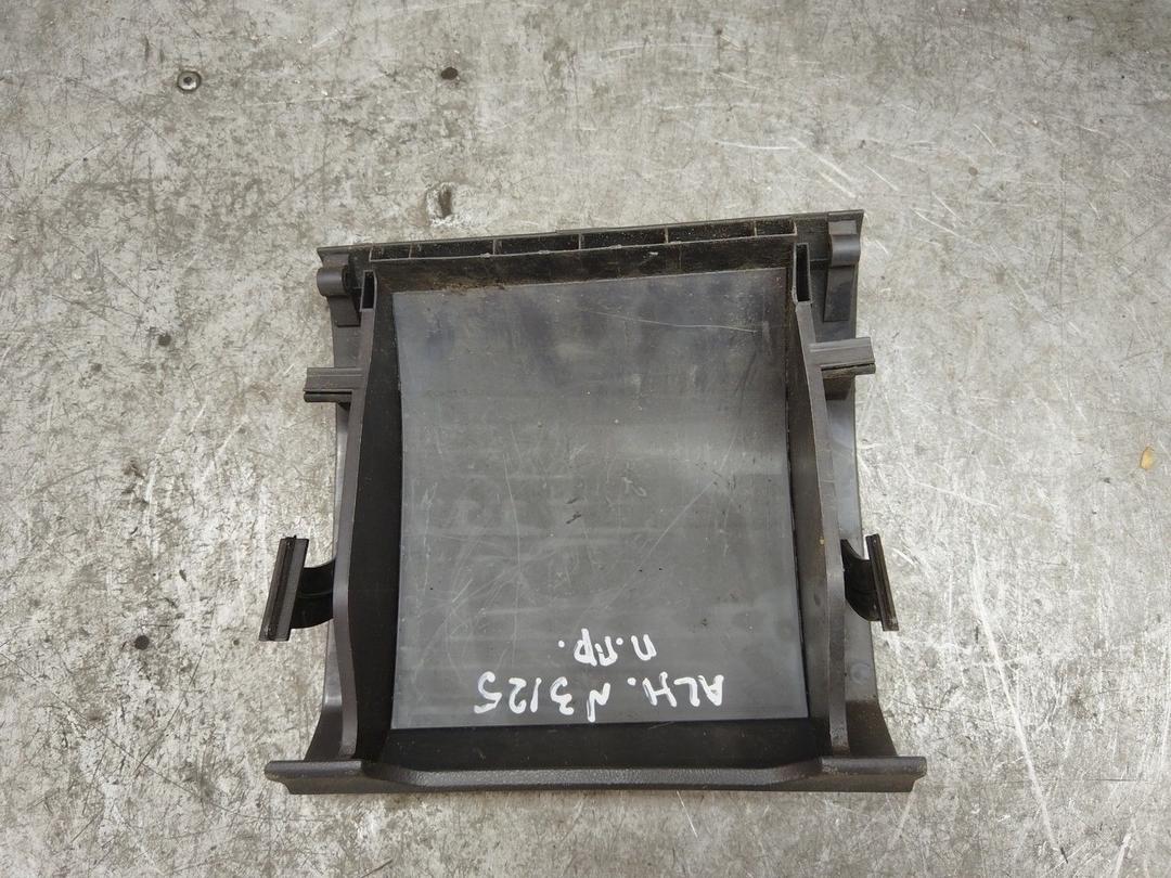 Бардачок X86972 Seat Alhambra купить в магазине запчастей бу