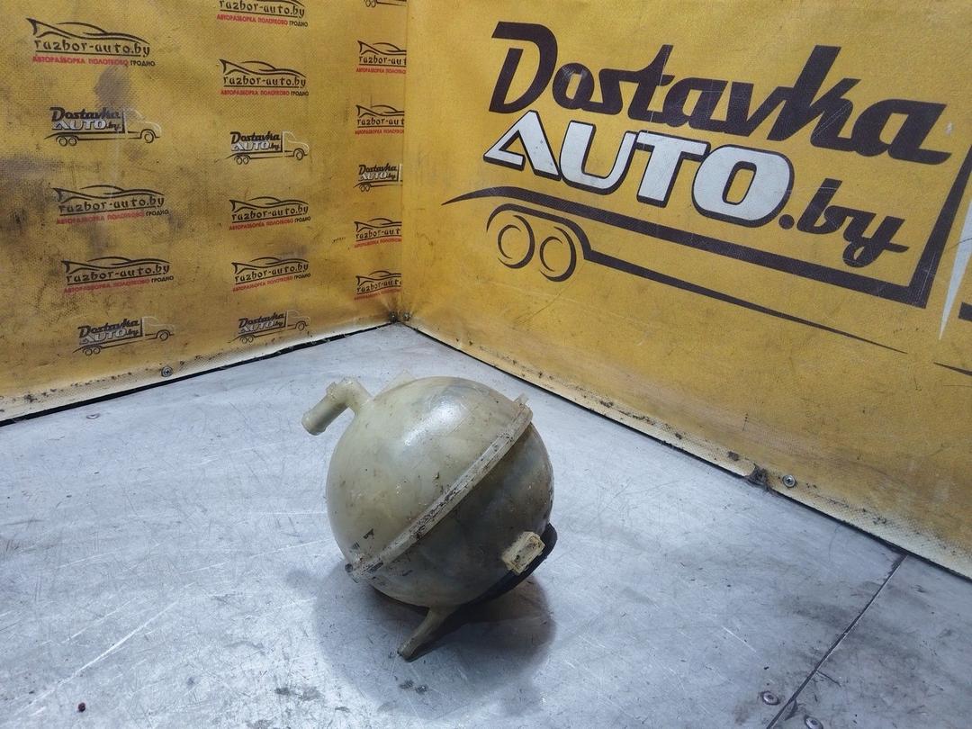 Бачок расширительный A8Q9VQ Volkswagen Passat - Фото 3