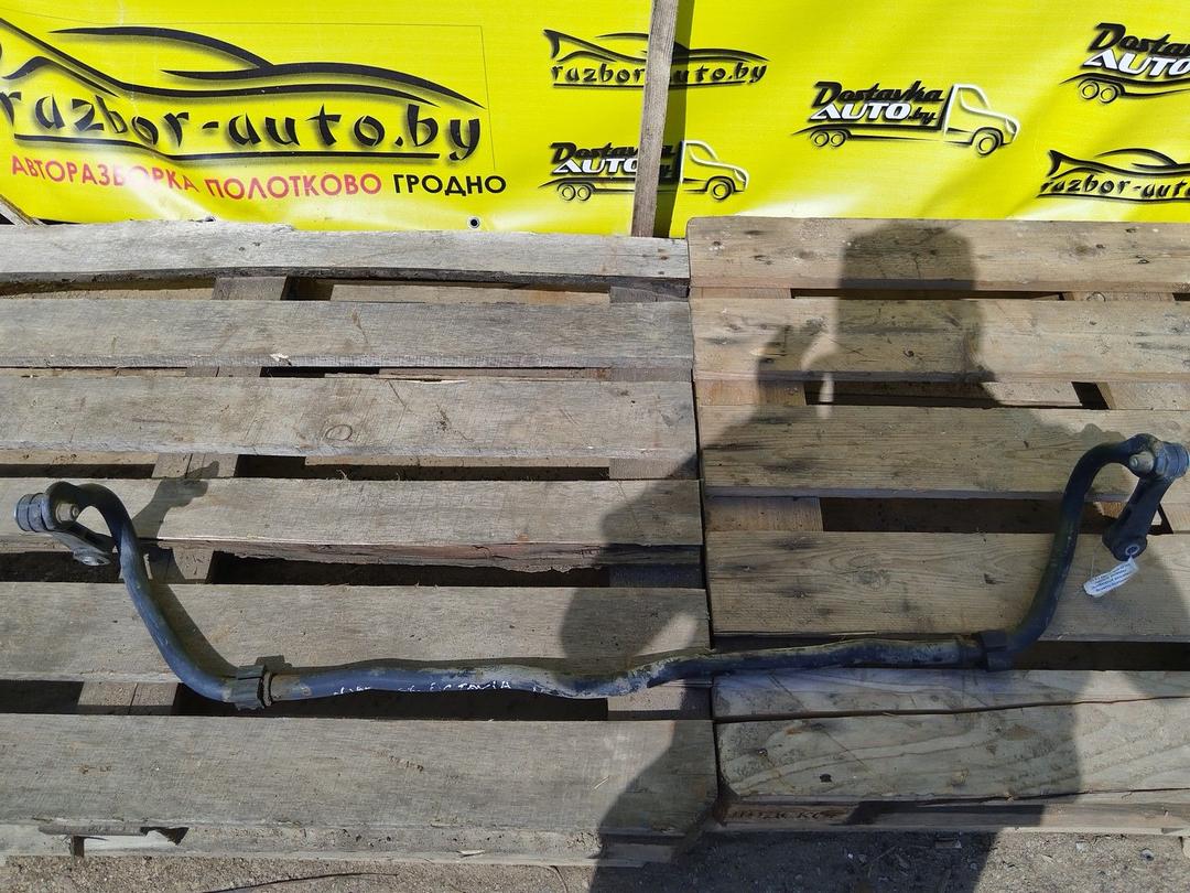 Стабилизатор подвески (поперечной устойчивости) передний 7WMOHN Skoda Octavia