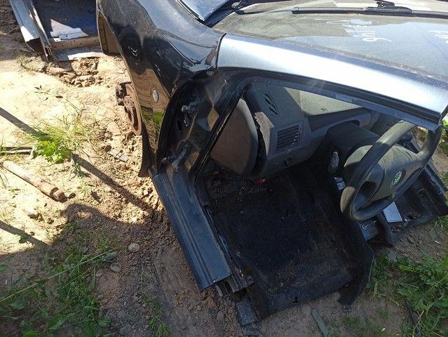 Петля двери передней левой 1E3GWM Skoda Fabia - Фото 2