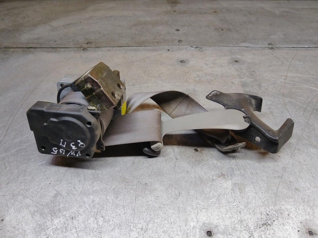 Ремень безопасности задний правый HUT0EI Volkswagen Passat