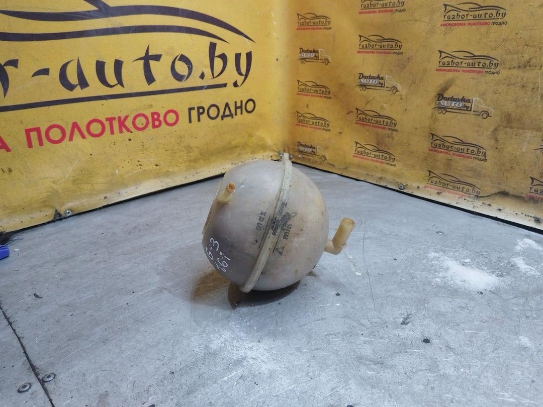 Бачок расширительный YE956F Volkswagen Golf купить с доставкой