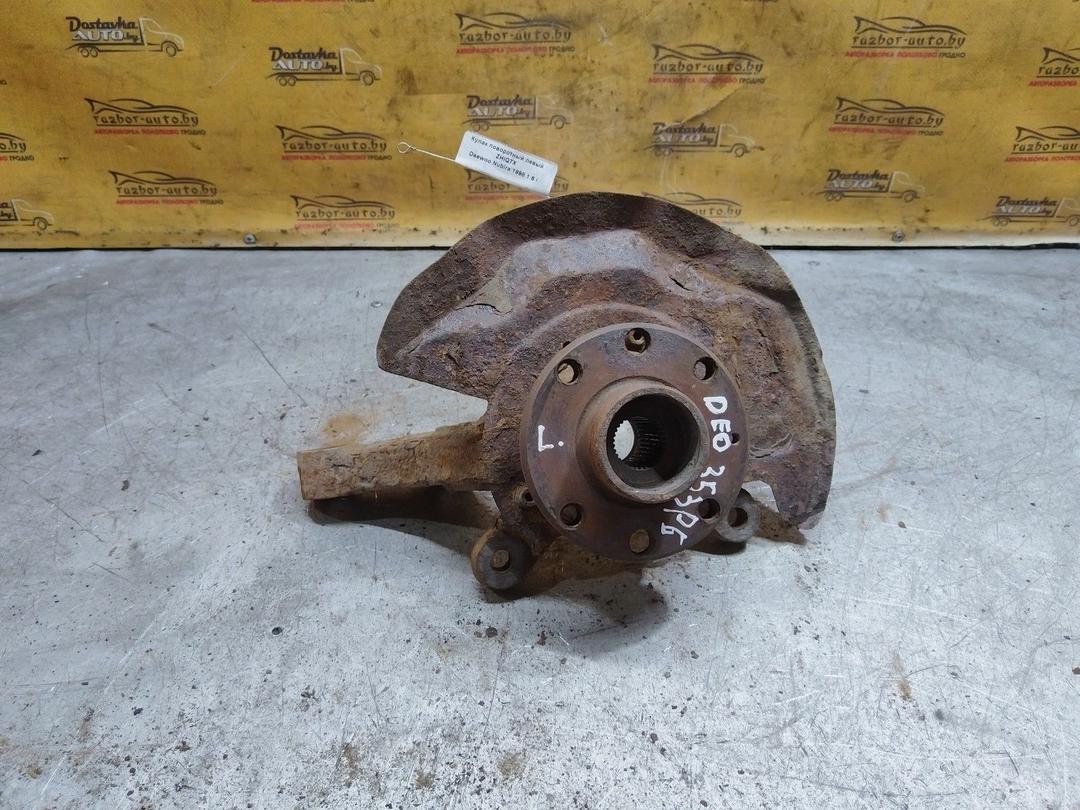 Кулак поворотный левый ZHIQ7X Daewoo Nubira