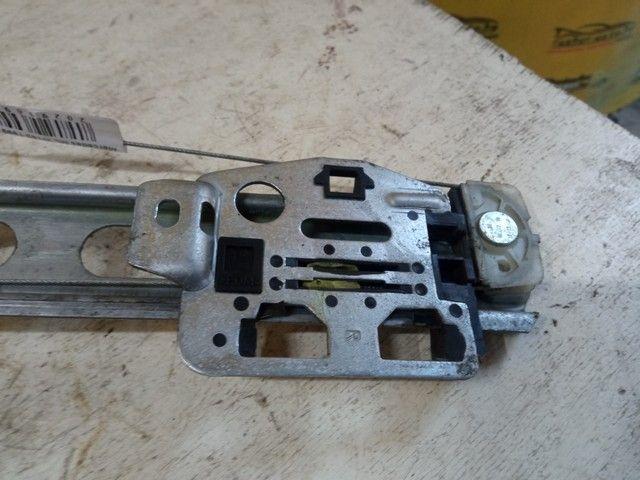 Стеклоподъемник электрический задний правый 3YU73T Mercedes ML W163 купить на авторазборке