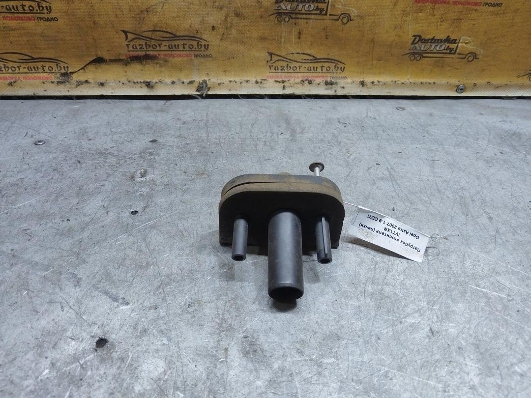 Патрубок отопителя (печки) IVT1XR Opel Astra