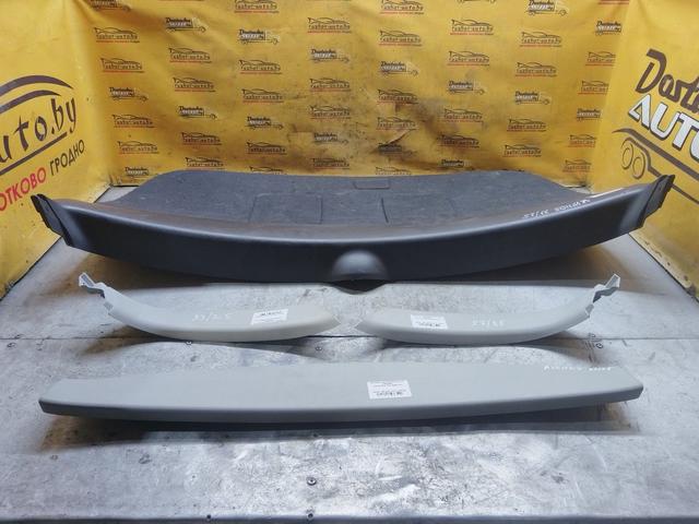 Обшивка крышки багажника F3MQE4 Toyota Avensis купить с доставкой