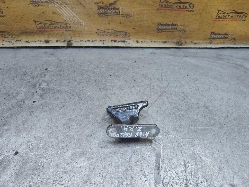 Петля двери задней правой STN29T Mercedes A W168 - Фото 3