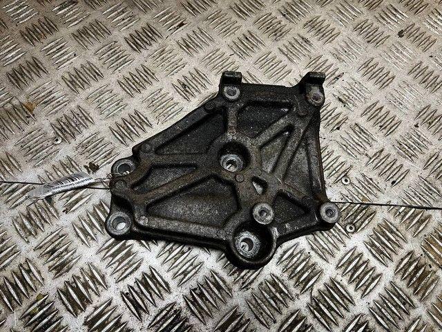Кронштейн двигателя I2F54P Mitsubishi Carisma - Фото 2