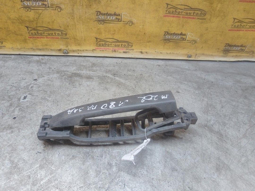 Ручка наружная задняя правая W3H74M Mercedes C W202 купить на авторазборке