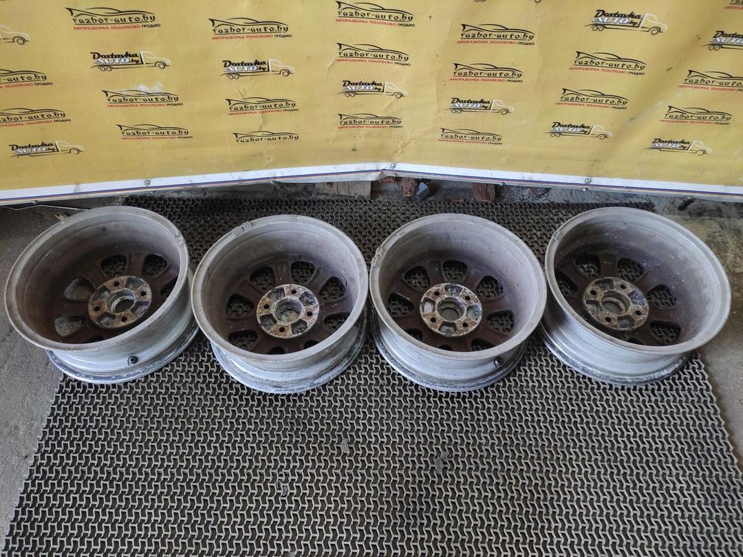 Диск литой R15, 4x108 Audi 80 1994 U8669H U8669H Audi 80 купить бу для вашего авто.