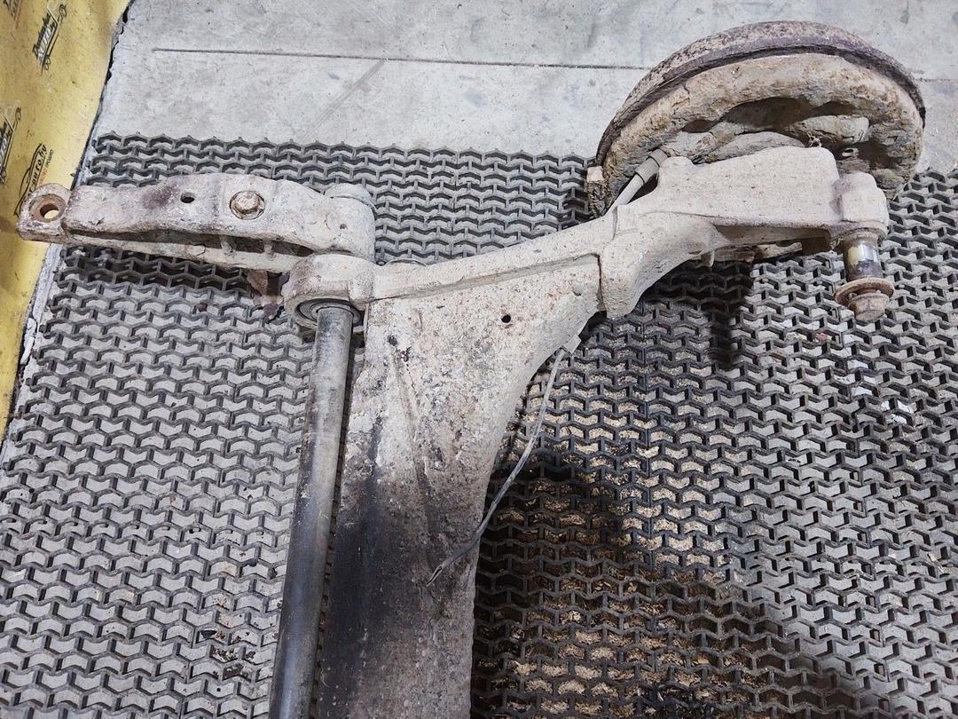 Балка подвески задняя 8ED9ST Renault Laguna купить с доставкой. Огромный выбор запчастей и марок авто. У нас есть практически все.