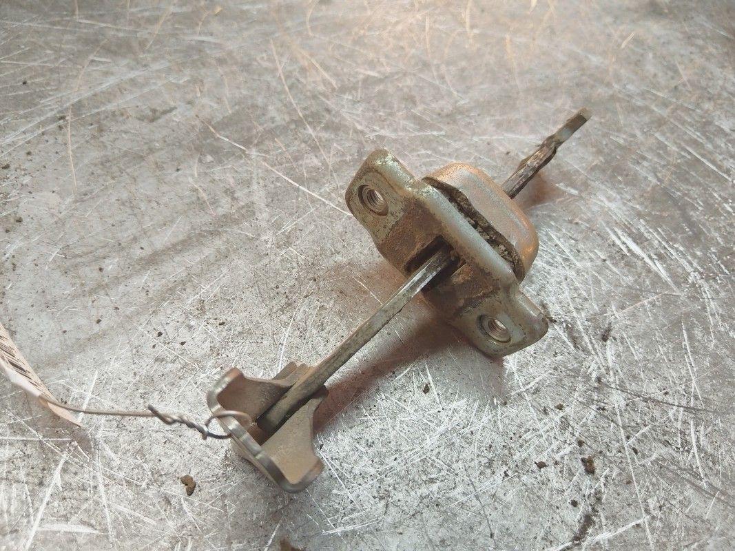 Ограничитель открывания двери задней VSV9OT Toyota Aygo - Фото 2